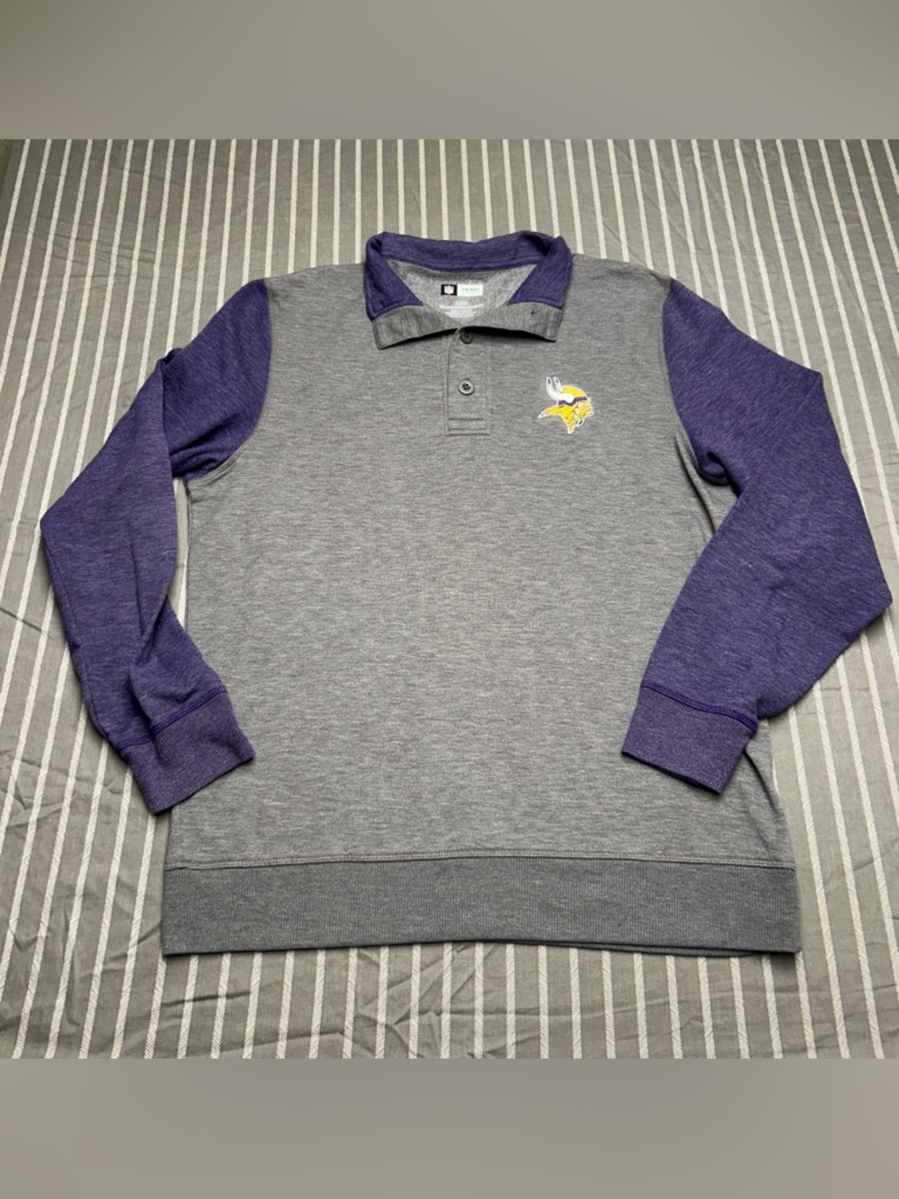 Team Apparel Gray and Purple Crewneck Pullover